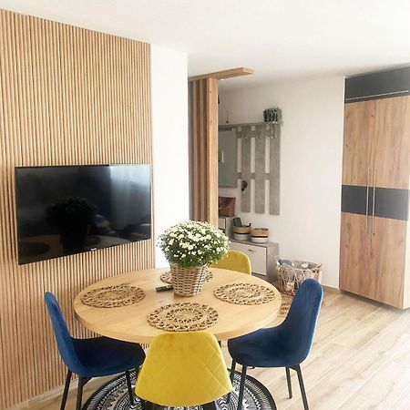 Studio Magnifique Avec Terrasse Spacieuse Loeche-Les-Bains Vacances Kültér fotó